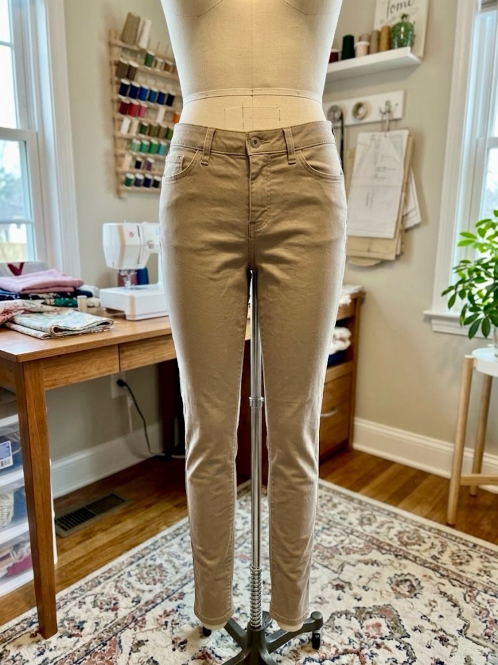 Wax Jean Straight leg Jeans in Khaki